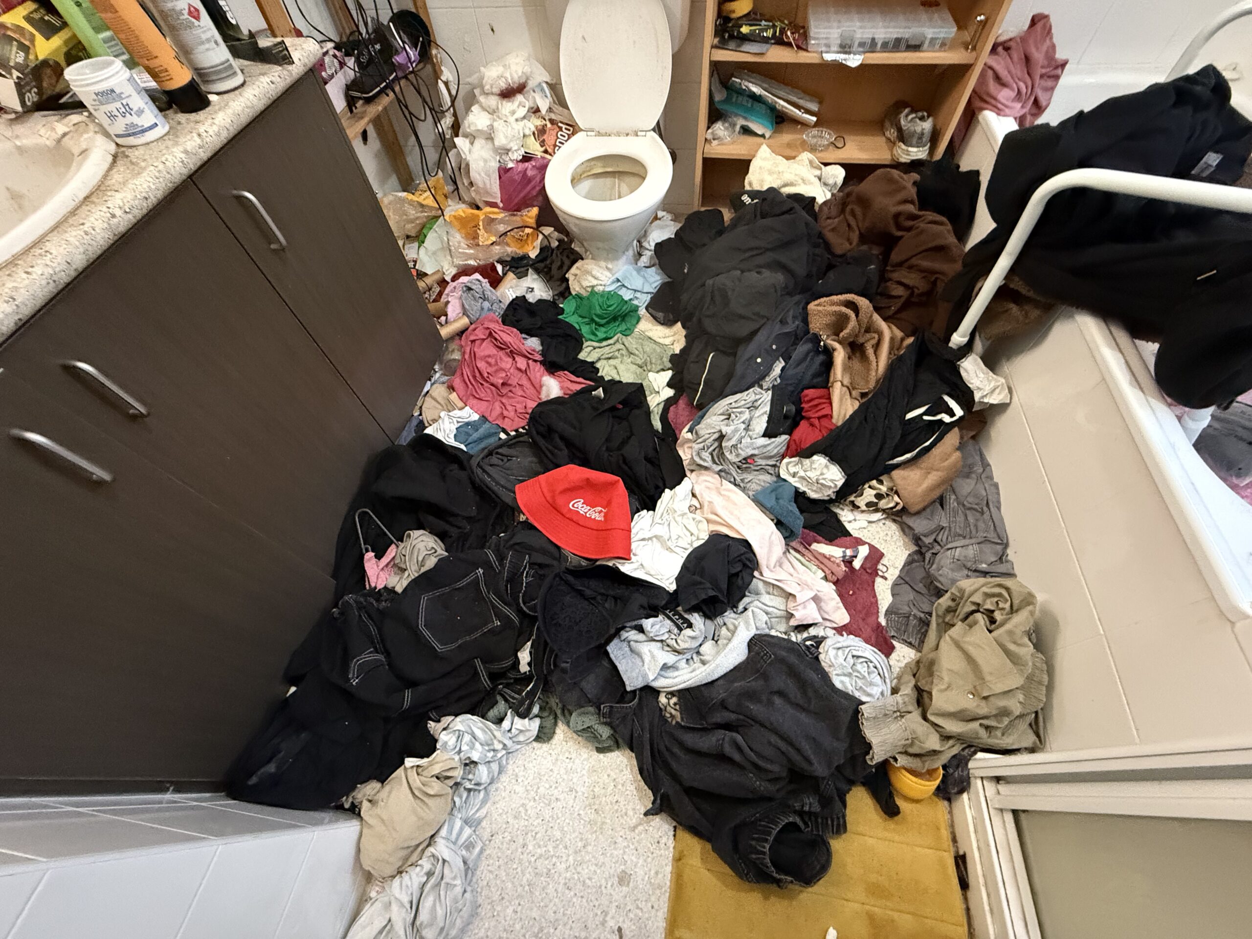 Decluttering tips for busy families 