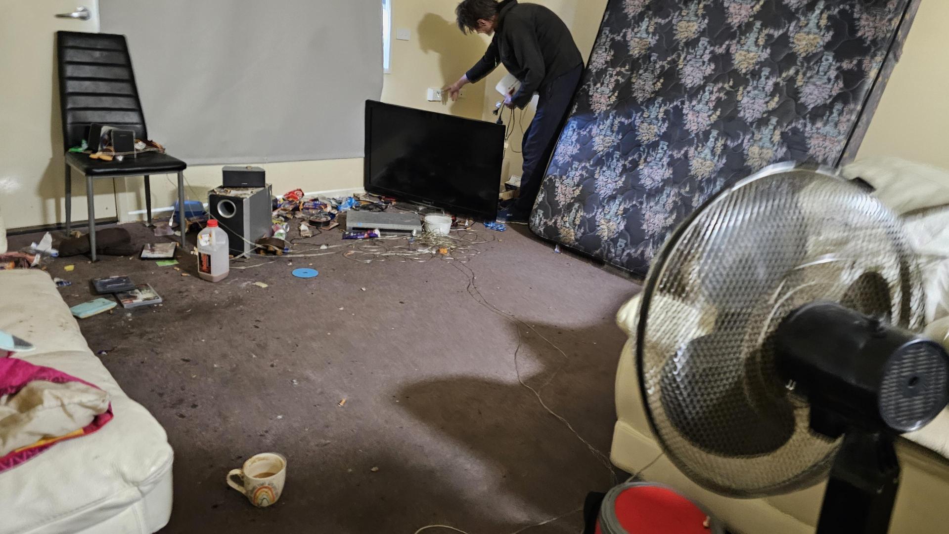 Hoarding Cleaning Company Melbourne